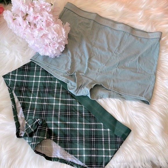 Pink Victoria’s Secret Panties - Picture 1 of 6